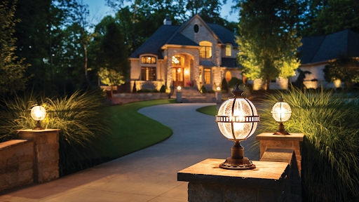 Đèn LED trang trí ngoài trời X2 giá trị ngôi nhà bạn